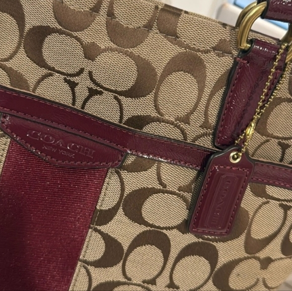 Coach Khaki Signature Canvas Burgundy Stripe Tote Shoulder Bag - Picture 8 of 10